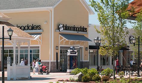 merrimack outlets store directory.